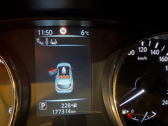 Nissan Qashqai 9 of 21