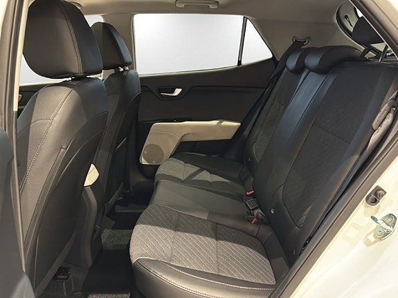 Kia Stonic 9 of 18