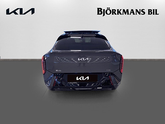 Kia EV4 5 of 27