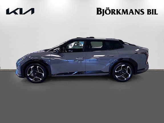 Kia EV4 4 of 27