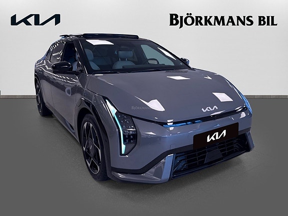 Kia EV4 3 of 27