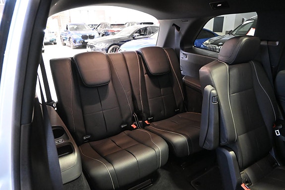 Mercedes-Benz GLS450 d 15 of 27