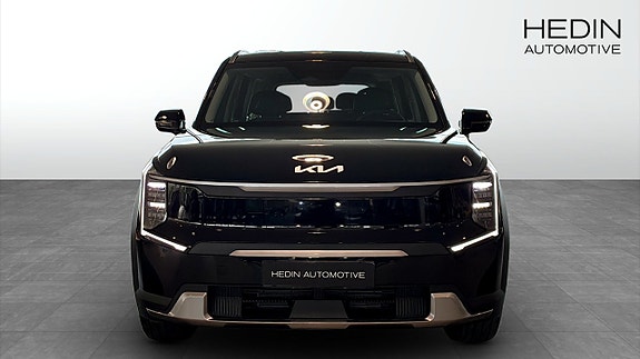 Kia EV9 4 of 14