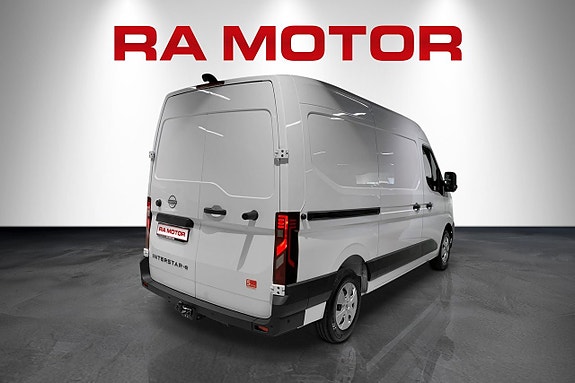 Nissan Interstar 3 of 5