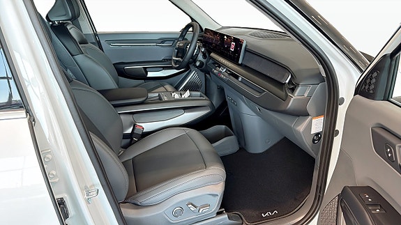 Kia EV9 12 of 14