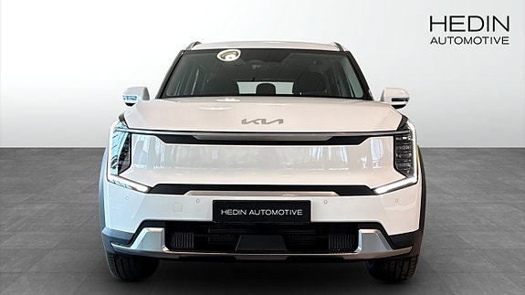 Kia EV9 4 of 14