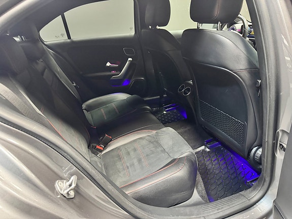 Mercedes-Benz A200 15 of 16