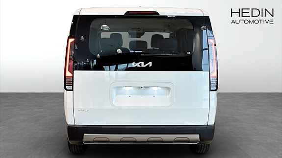 Kia PV5 4 of 17