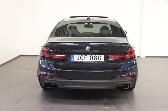 BMW M550d 4 of 5
