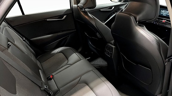 Kia Niro 5 of 12