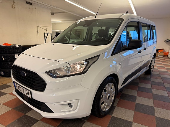 Ford Connect Tourneo 2 of 5