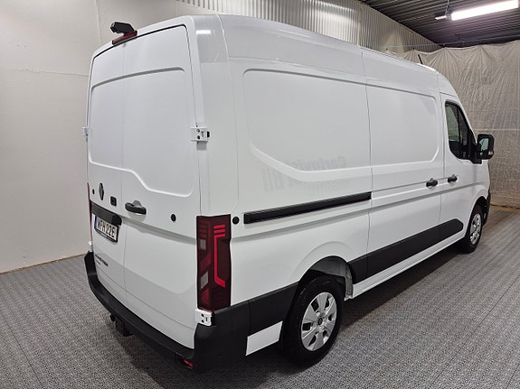 Renault Master 4 of 5