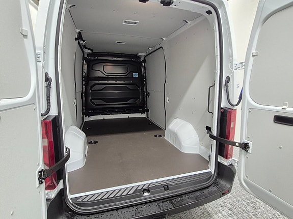 Renault Master 7 of 9