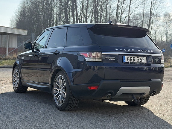 Land Rover Range Rover Sport 22 of 24