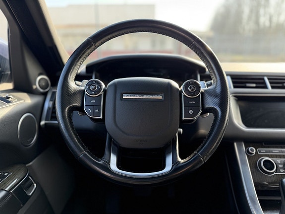 Land Rover Range Rover Sport 13 of 24