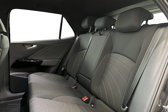 Volkswagen ID.3 Neo 16 of 18
