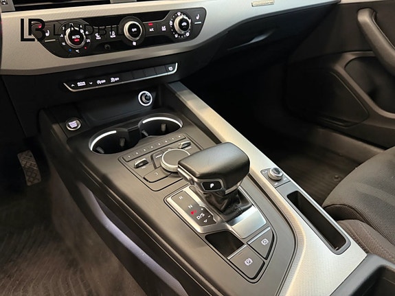 Audi A4 9 of 12