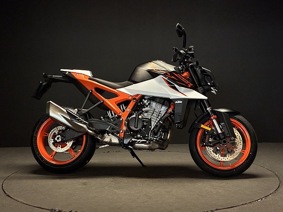 KTM 990 DUKE R - Lagerhoj för snabb leverans
