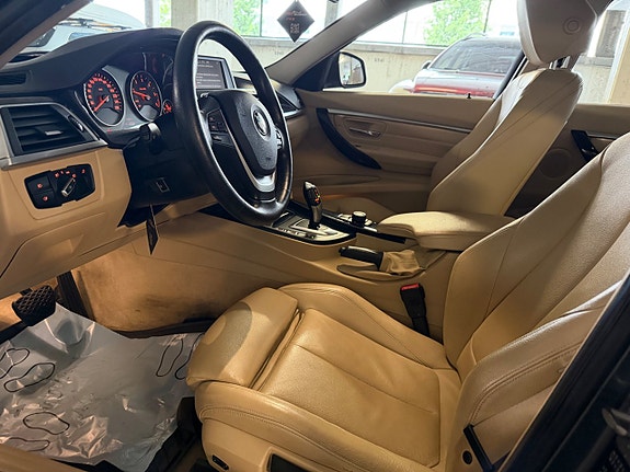 BMW 320 10 of 17