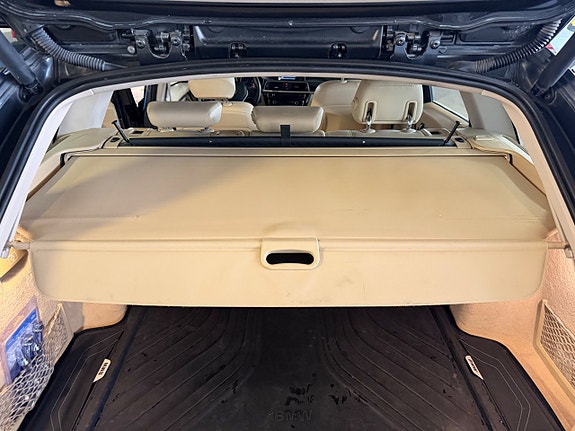 BMW 320 15 of 17