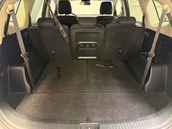 Kia Carens 11 of 11
