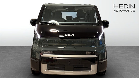Kia PV5 8 of 12