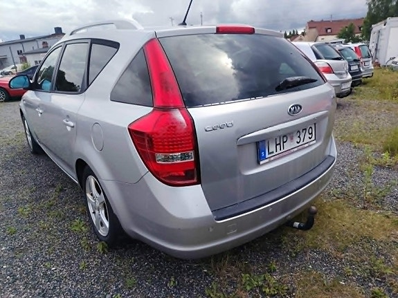 Kia Ceed 4 of 13