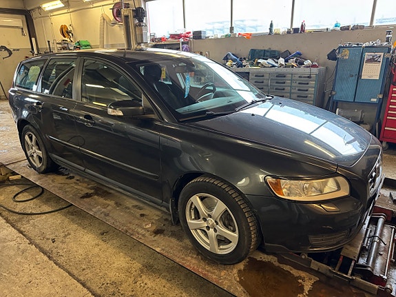 Volvo V50