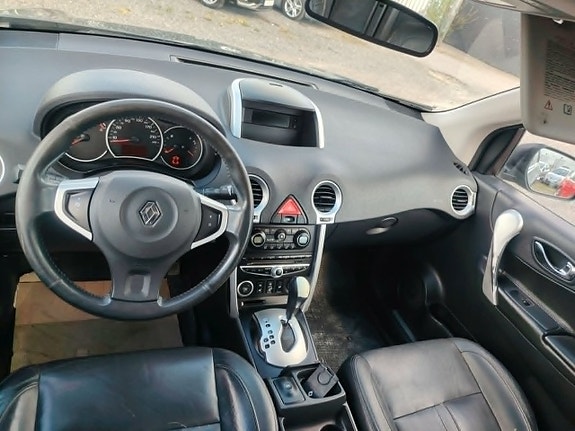 Renault Koleos 23 of 23