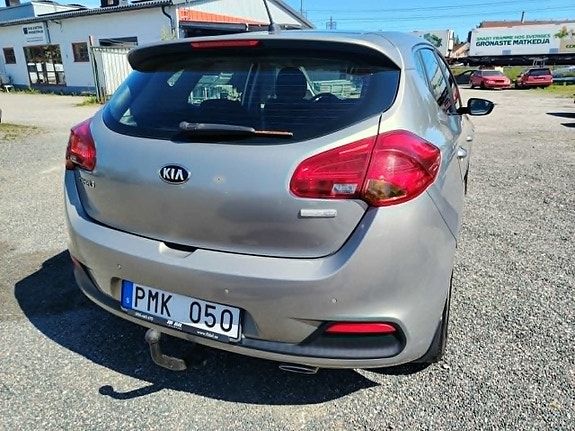 Kia Ceed 5 of 5