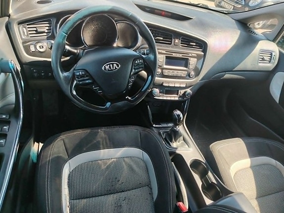 Kia Ceed 19 of 22