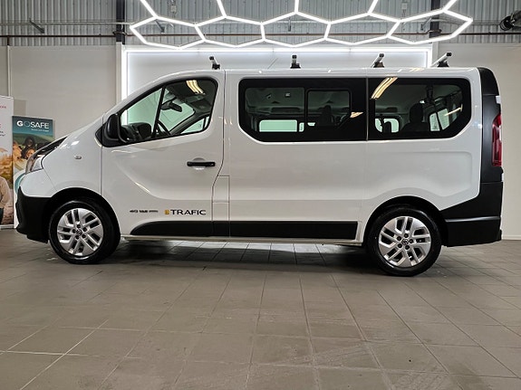 Renault Trafic 2 of 5