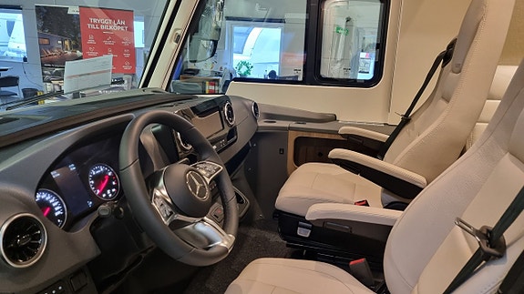 Kabe TRAVEL MASTER MR I 830 LGB IMPERIAL *190 HK * BAKHJULSDRIVEN * RÄNTEFEST 3.95% Månadskostnad 11.483:- 23 of 24
