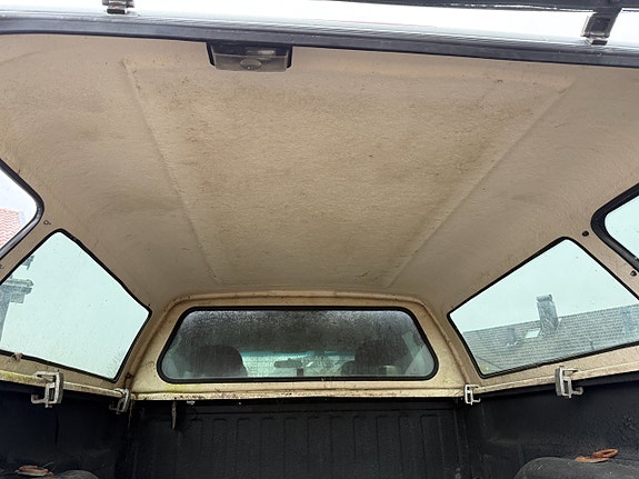 Chevrolet Silverado 2500 8 of 12
