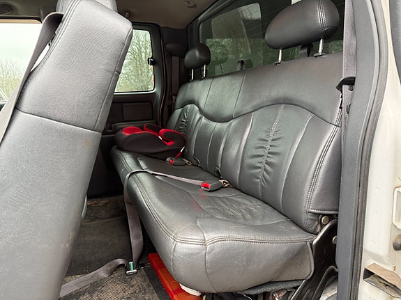 Chevrolet Silverado 2500 12 of 12