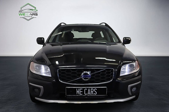 Volvo XC70 4 of 19