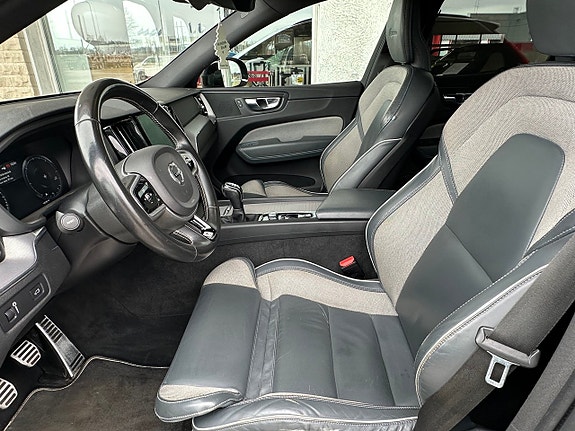 Volvo XC60 21 of 25