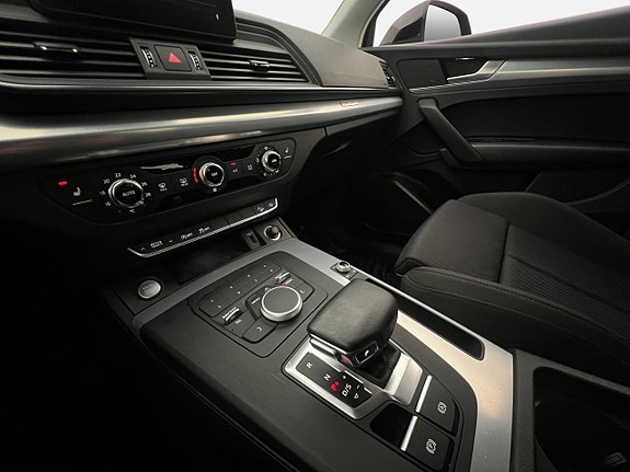 Audi Q5 18 of 28