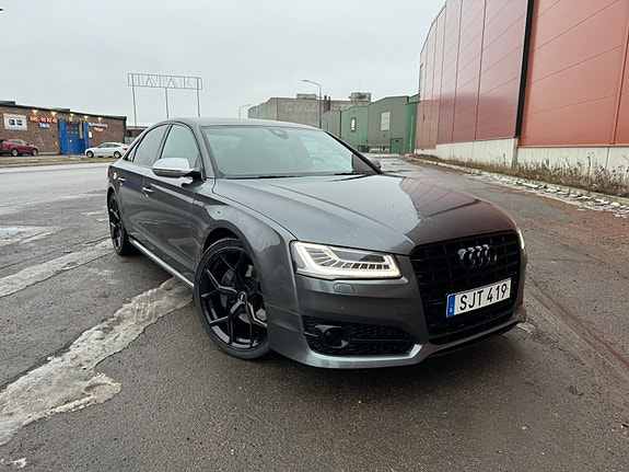Audi A8 2016