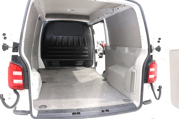 Volkswagen Transporter 9 of 20