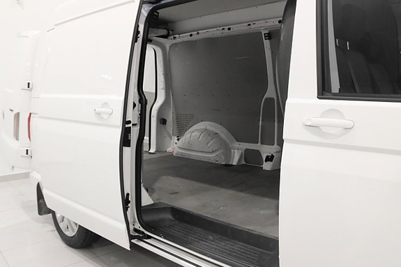 Volkswagen Transporter 10 of 20