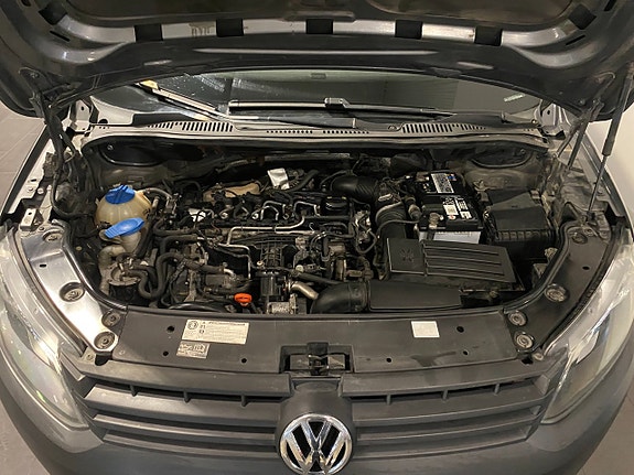 Volkswagen Caddy Maxi 8 of 16