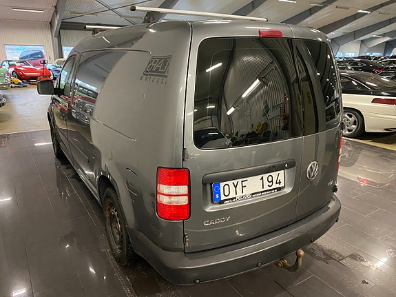 Volkswagen Caddy Maxi 13 of 16