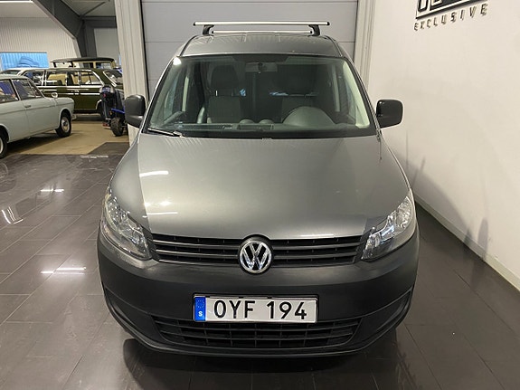 Volkswagen Caddy Maxi 3 of 5