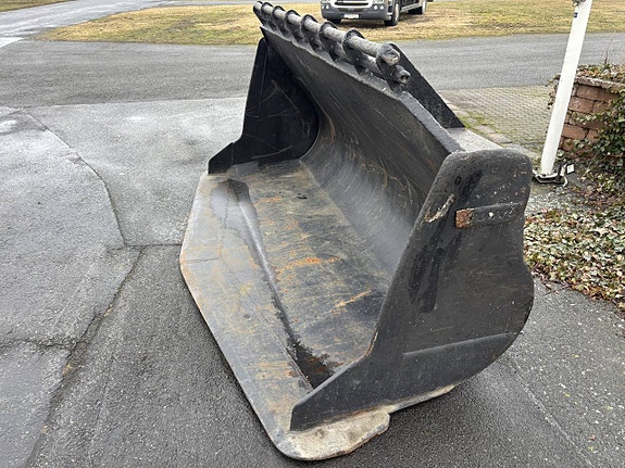 Volvo L180G Bergs skopa