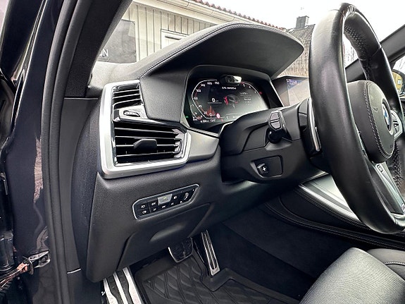 BMW X5 21 of 30