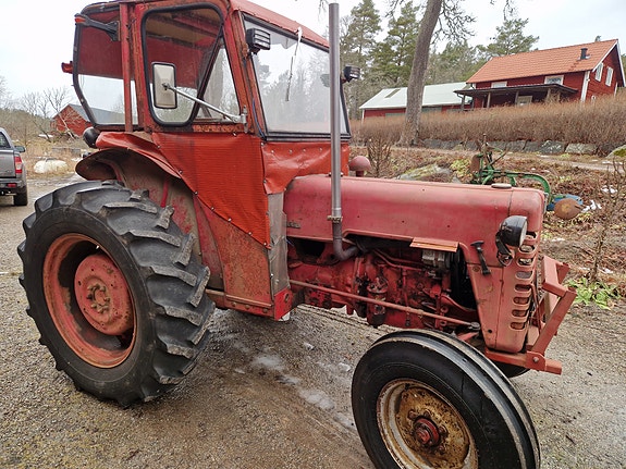 McCormick INTERNATIONAL 2 of 6