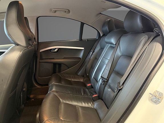 Volvo S80 7 of 7