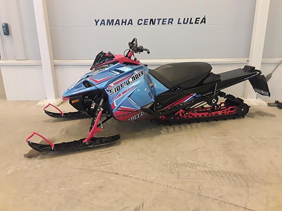 Yamaha Sidewinder XTX 146