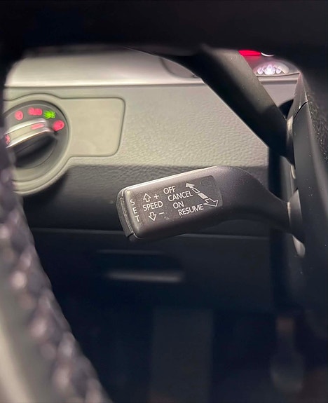 Volkswagen Passat 23 of 24